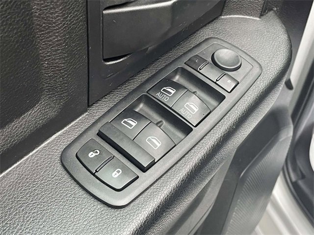 Used 2014 RAM 1500 Express image 16