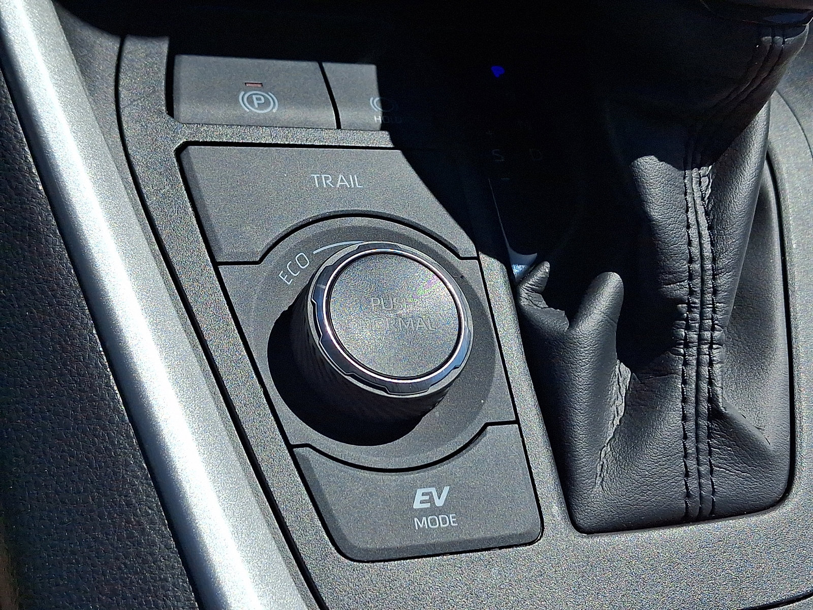 Used 2024 Toyota RAV4 XLE Premium w/ Weather Package image 27