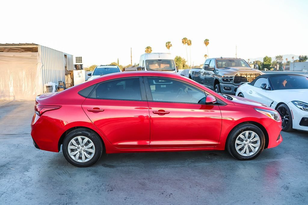 Used 2022 Hyundai Accent SE FWD image 13