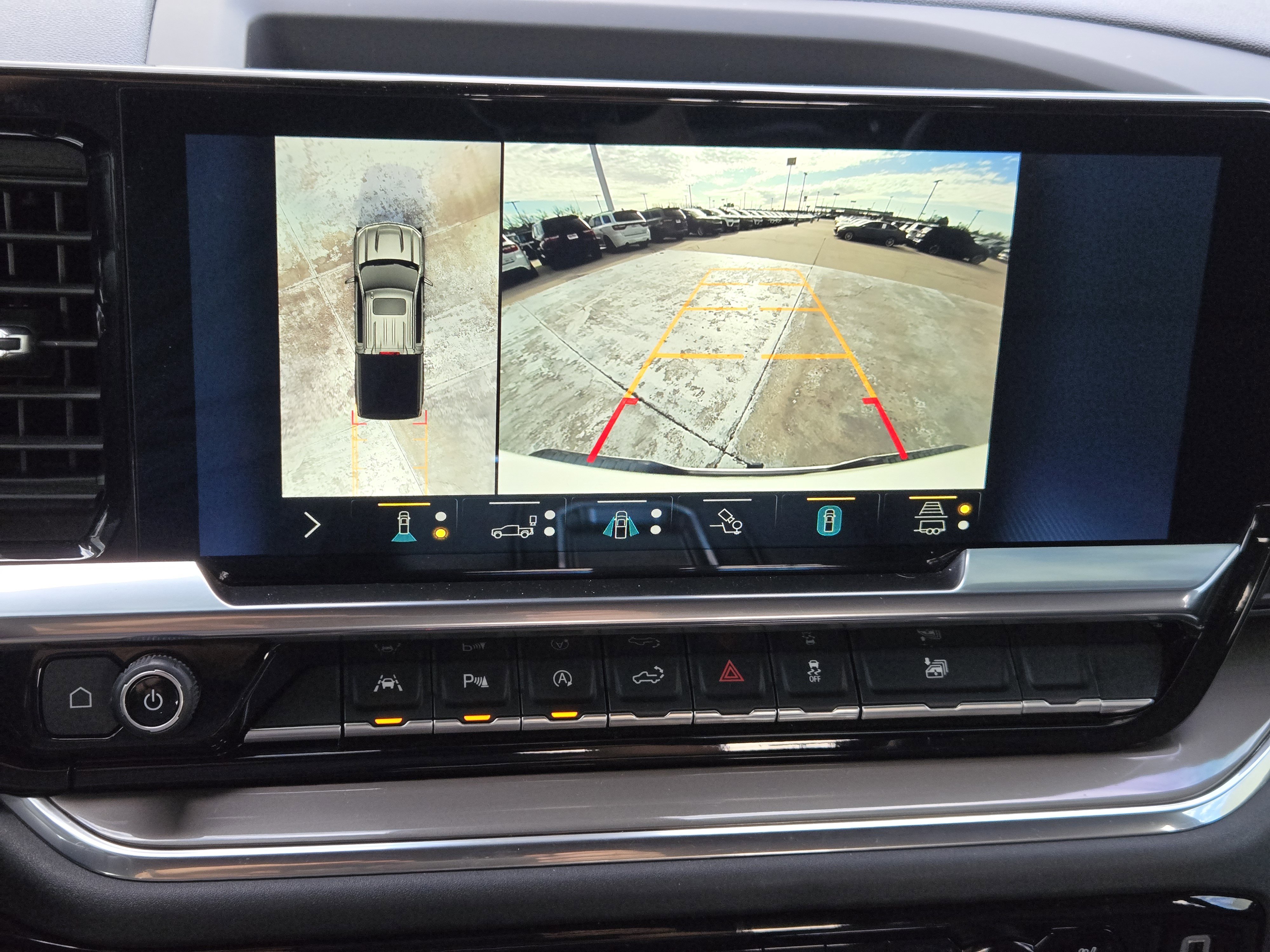 Used 2022 Chevrolet Silverado 1500 High Country w/ Technology Package image 20