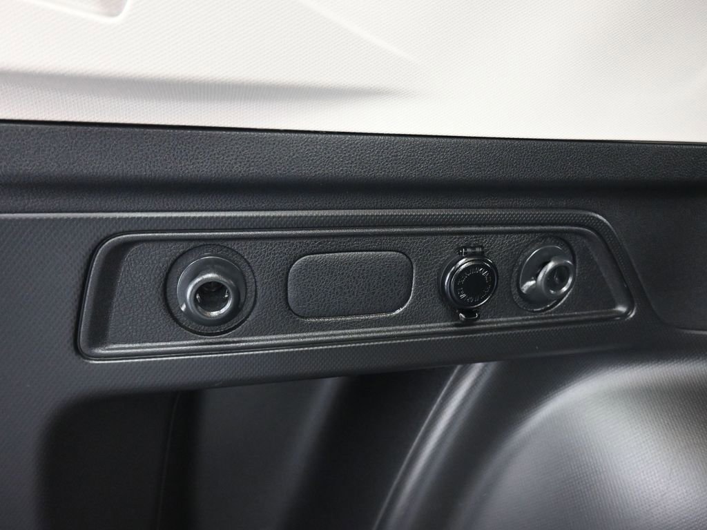 Used 2020 Subaru Forester Limited image 47