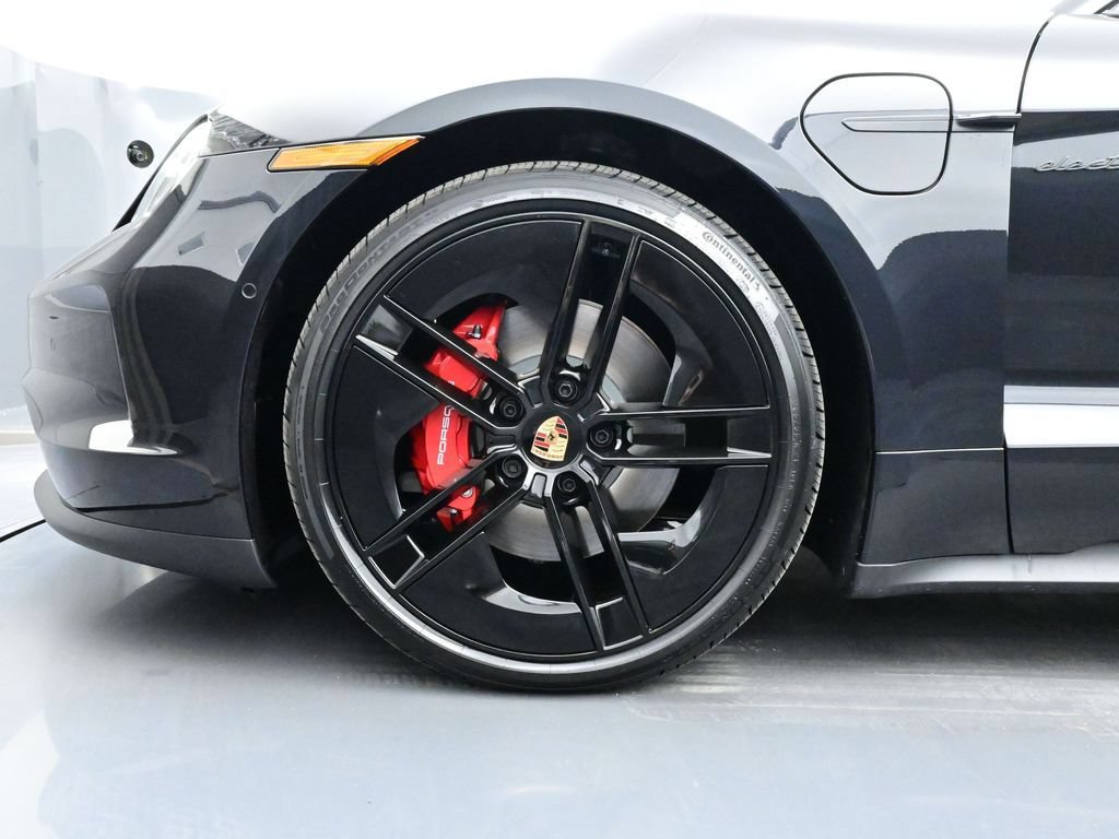 New 2026 Porsche Taycan 4S AWD/4WD image 6