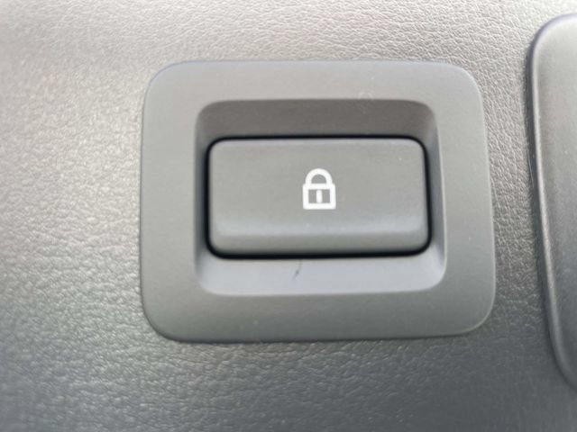 Used 2026 MAZDA MAZDA3 s FWD image 19