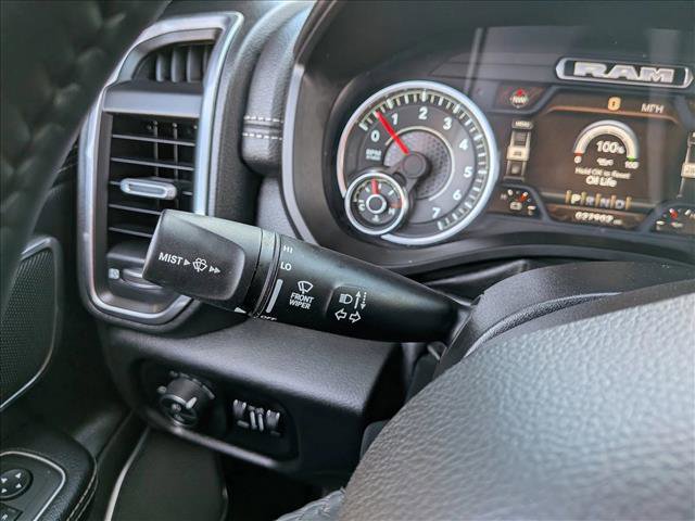 Used 2023 RAM 1500 Laramie AWD/4WD image 15