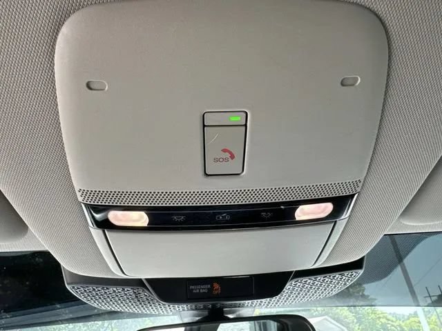 Used 2024 Nissan Ariya AWD image 39