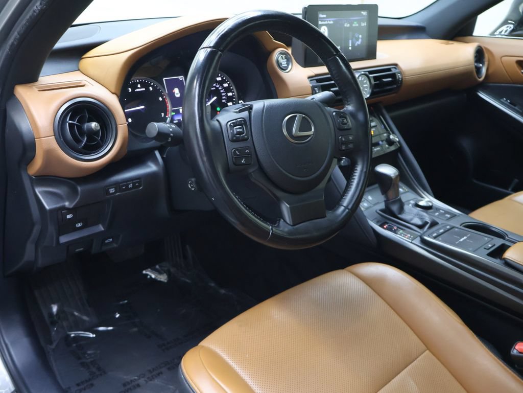 Used 2023 Lexus IS 300 w/ Premium Package RWD image 17