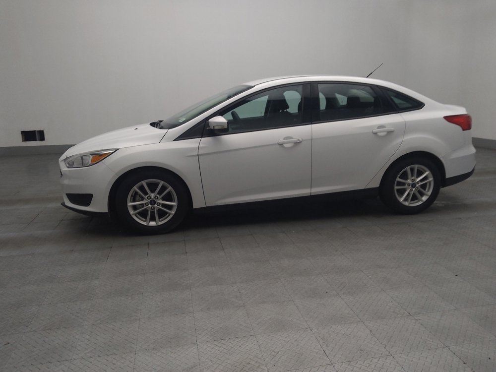 Used 2016 Ford Focus SE image 2