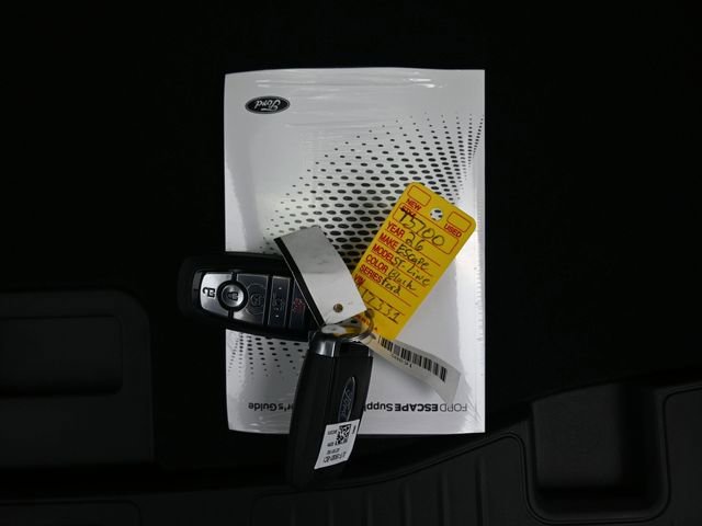 New 2026 Ford Escape ST-Line w/ Cold Weather Package AWD/4WD image 8