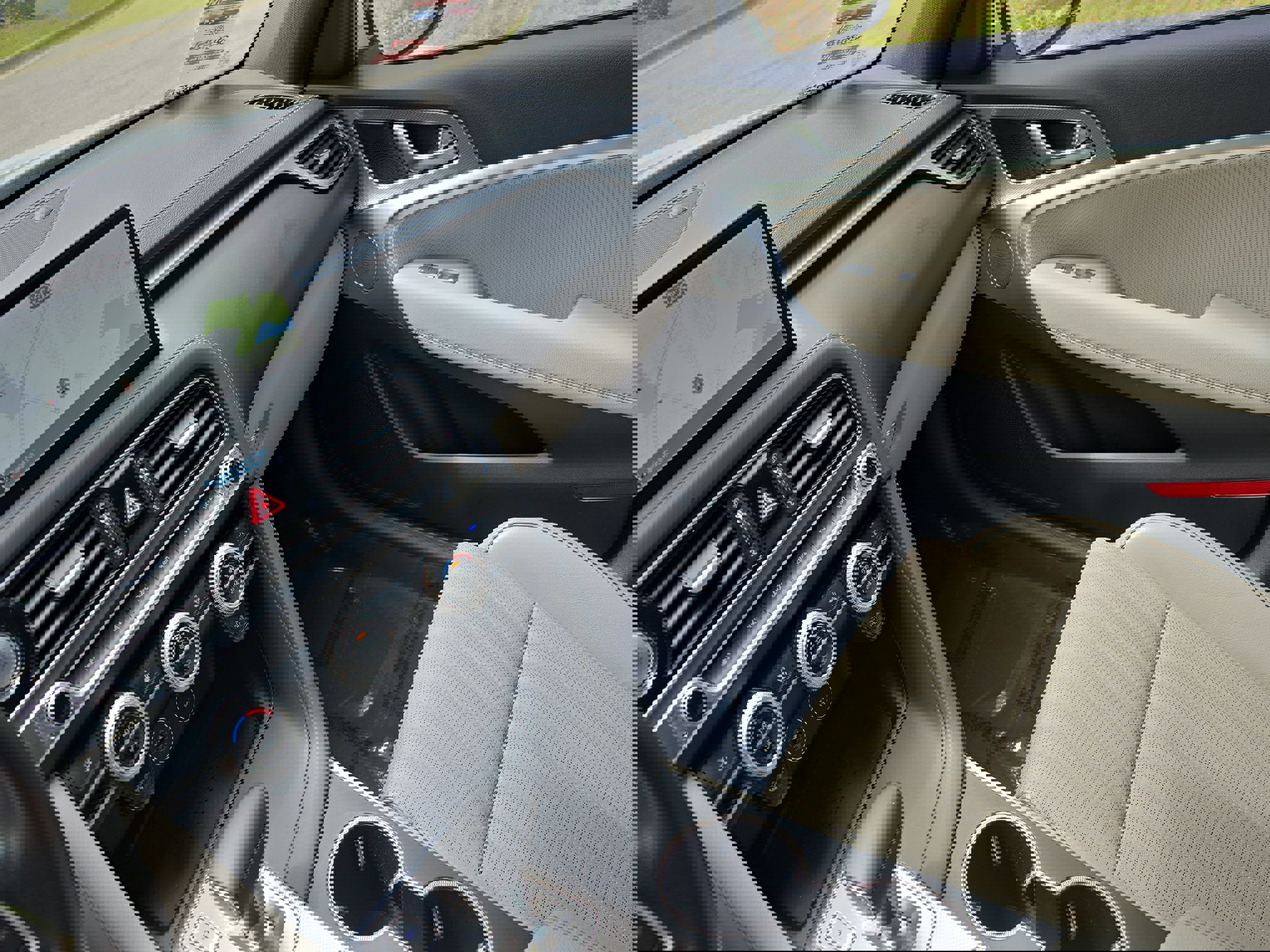 Used 2022 Genesis G70 2.0T w/ Prestige Package image 24