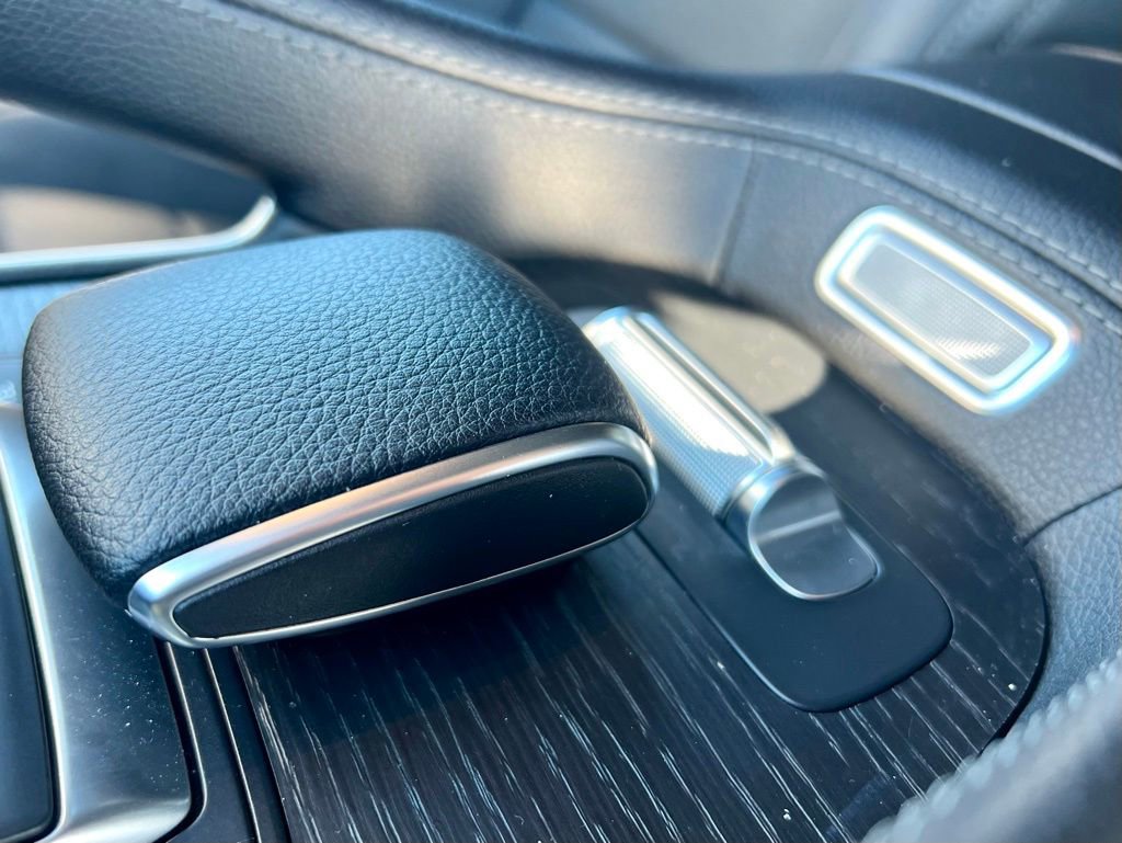 Certified 2023 Mercedes-Benz GLS 450 4MATIC image 33