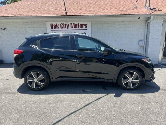 Used 2021 Honda HR-V EX-L image 4