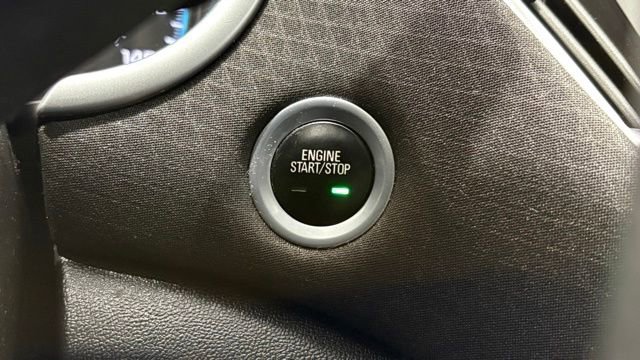 Used 2022 Chevrolet Malibu LT image 36