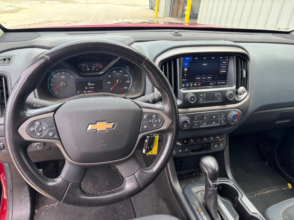 Used 2022 Chevrolet Colorado Z71 AWD/4WD image 9