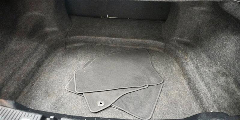 Used 2016 Ford Taurus Limited image 40