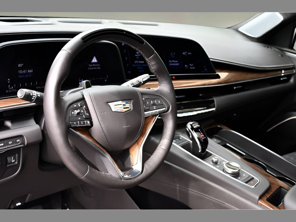 Certified 2023 Cadillac Escalade Premium Luxury Platinum AWD/4WD image 13