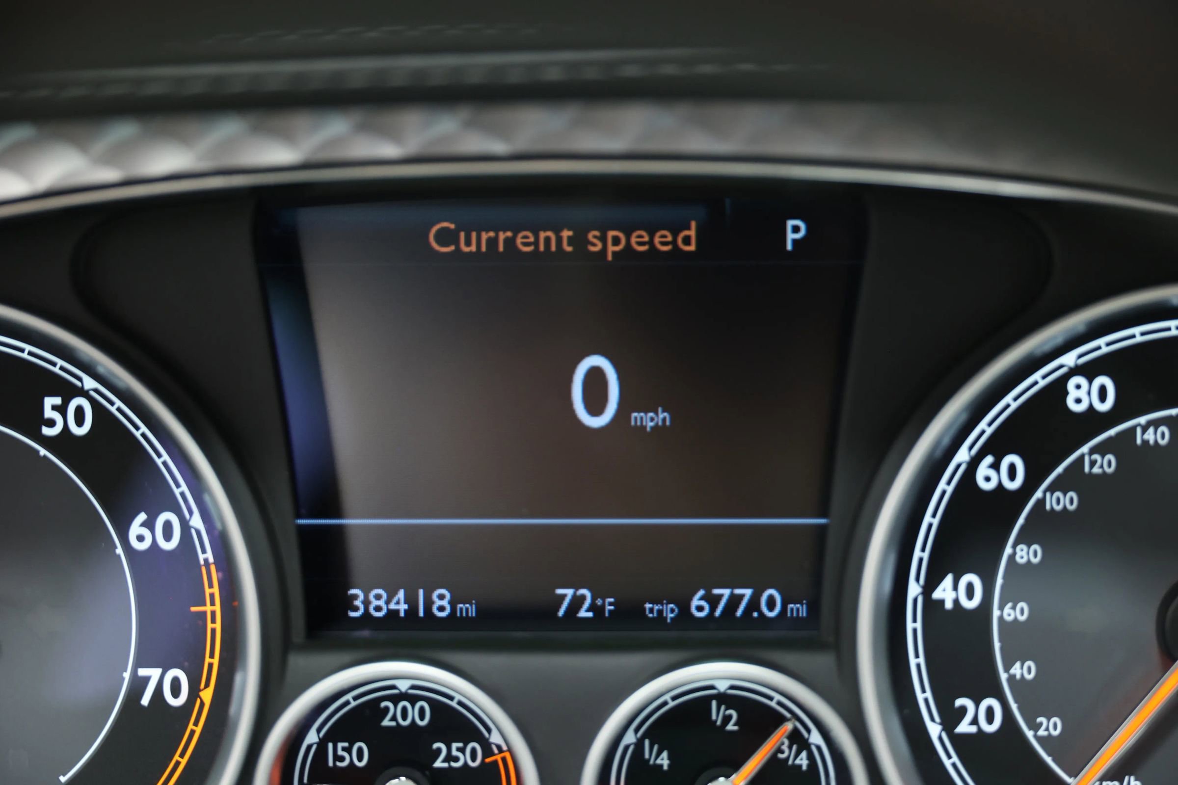 Used 2014 Bentley Flying Spur W12 image 25