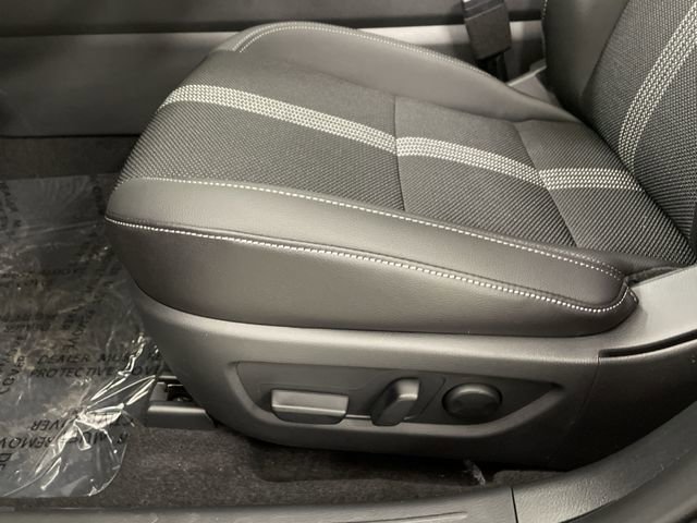 Certified 2025 MAZDA CX-50 2.5 Hybrid w/ Weather Package image 21