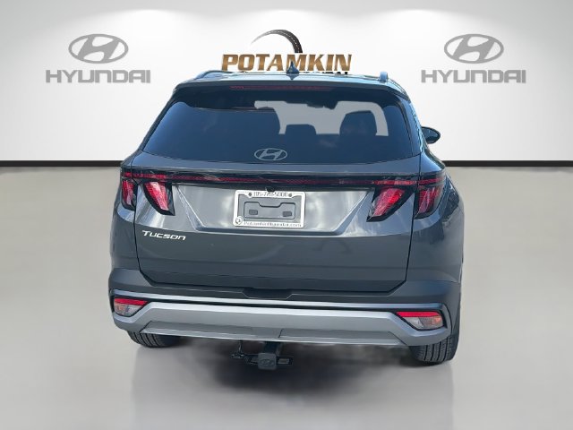New 2026 Hyundai Tucson SEL Plus w/ Tow & Go Package FWD image 6