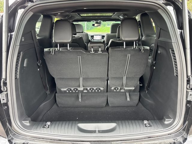 New 2027 Chrysler Pacifica Limited AWD/4WD image 34