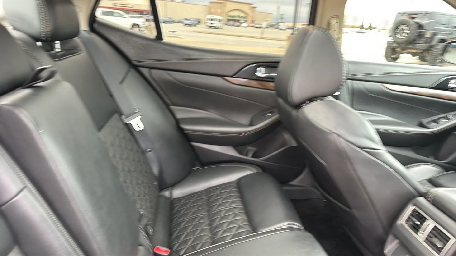 Used 2018 Nissan Maxima Platinum image 29