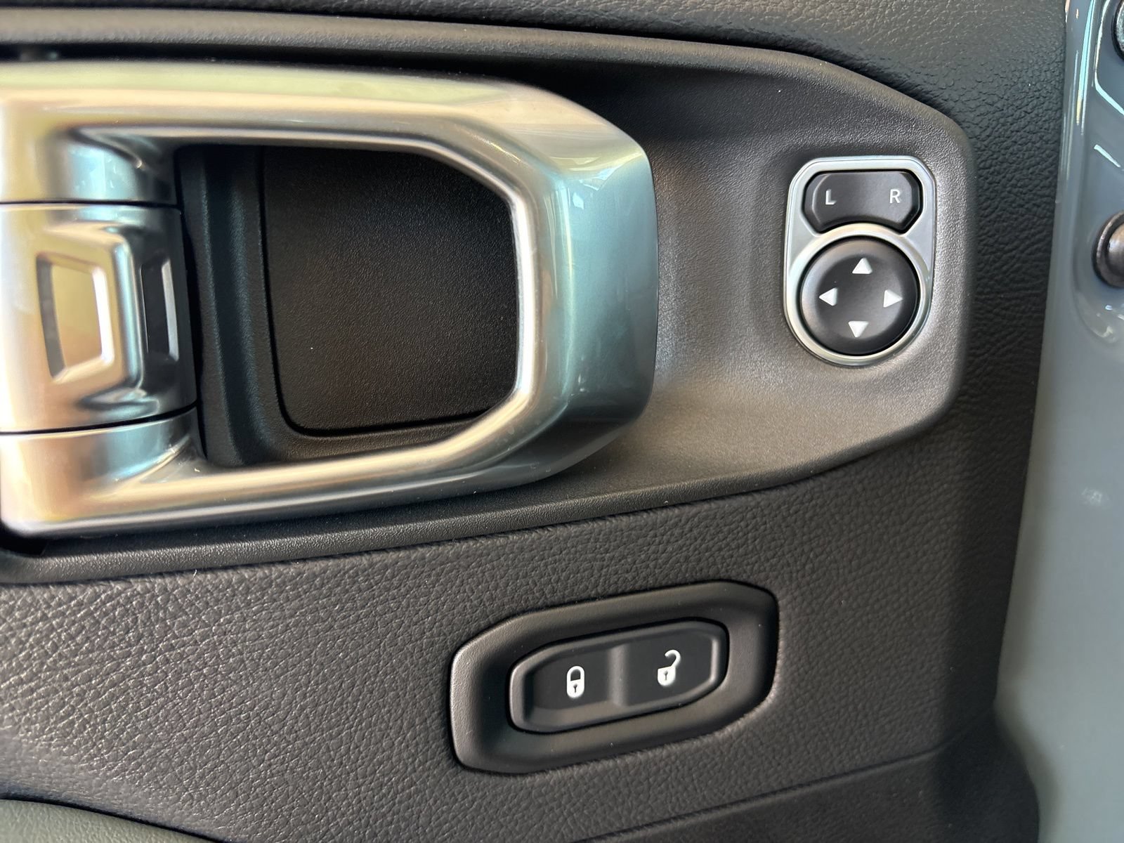 New 2026 Jeep Gladiator Mojave AWD/4WD image 11