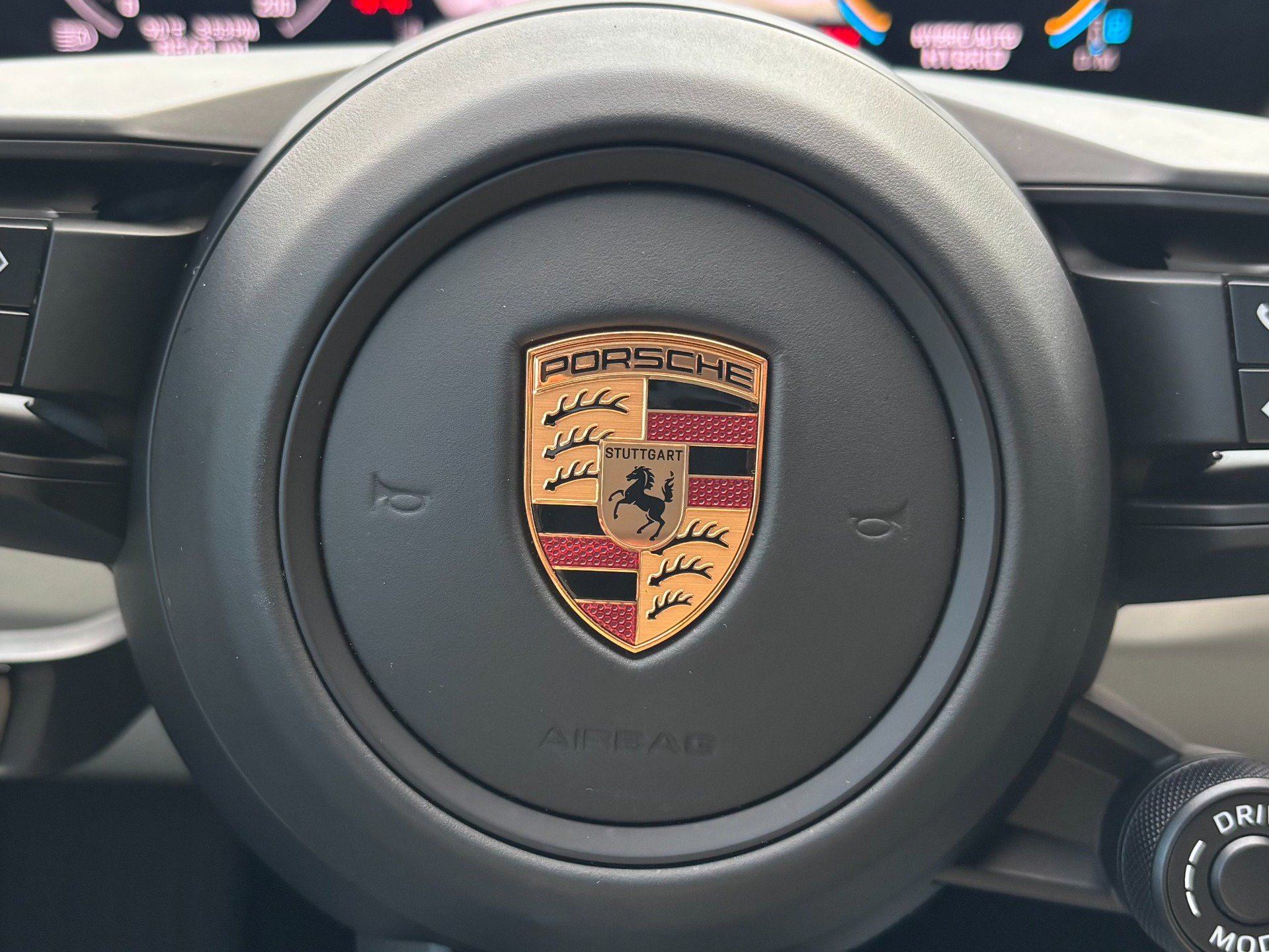 Used 2025 Porsche Cayenne S AWD/4WD image 36