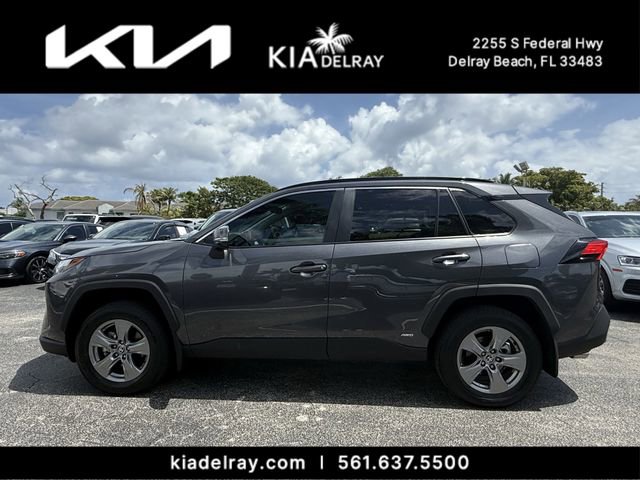 Used 2024 Toyota RAV4 XLE w/ Convenience Package image 5