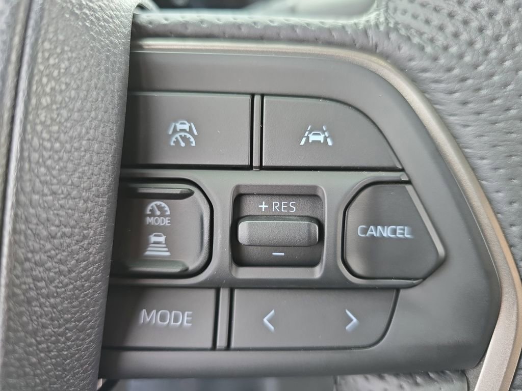 Used 2025 Toyota Tacoma Trailhunter image 20