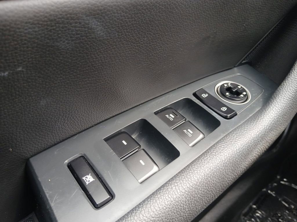 Used 2018 Hyundai Sonata Limited FWD image 17