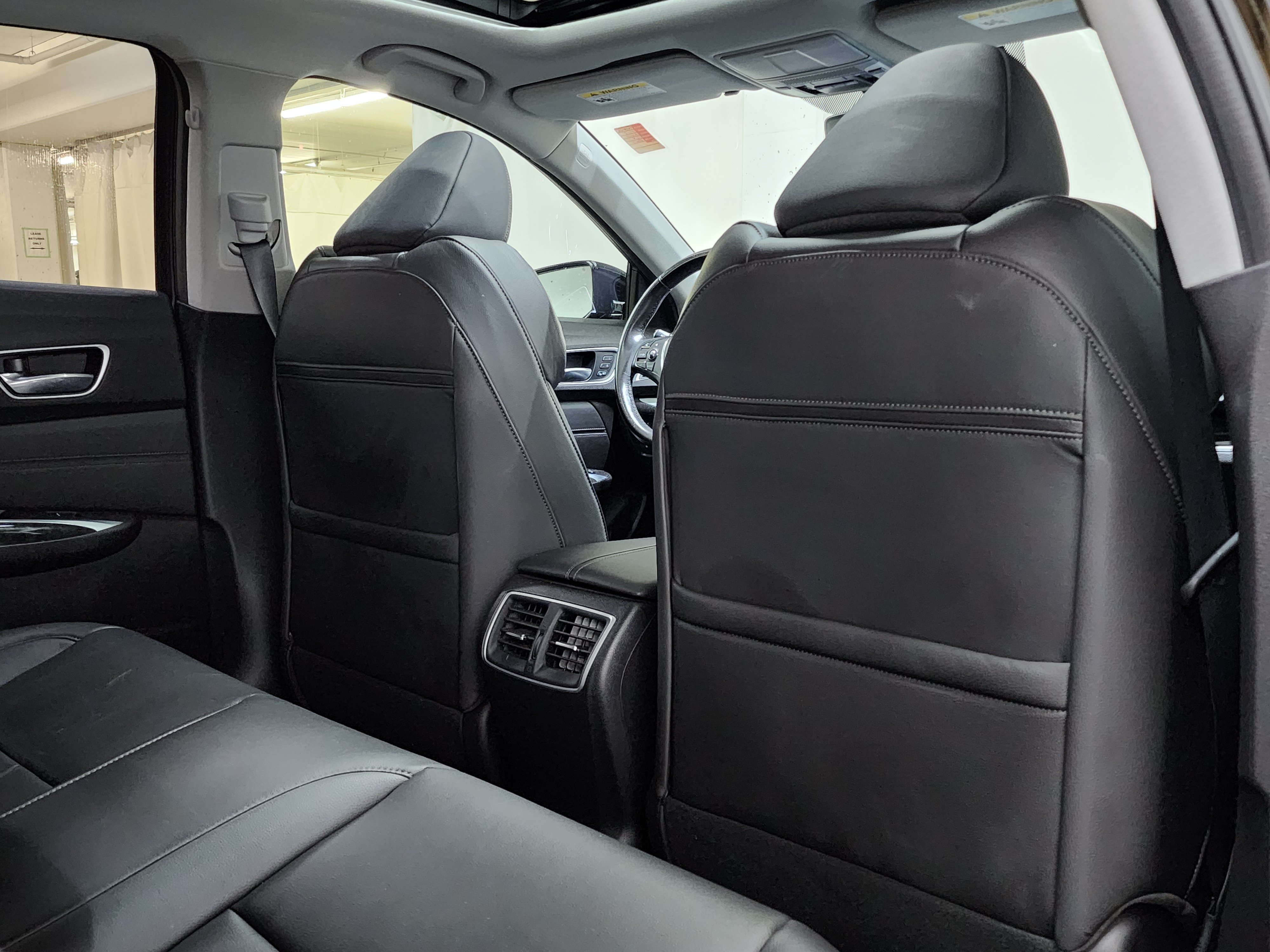 Used 2018 Acura TLX V6 SH-AWD image 18