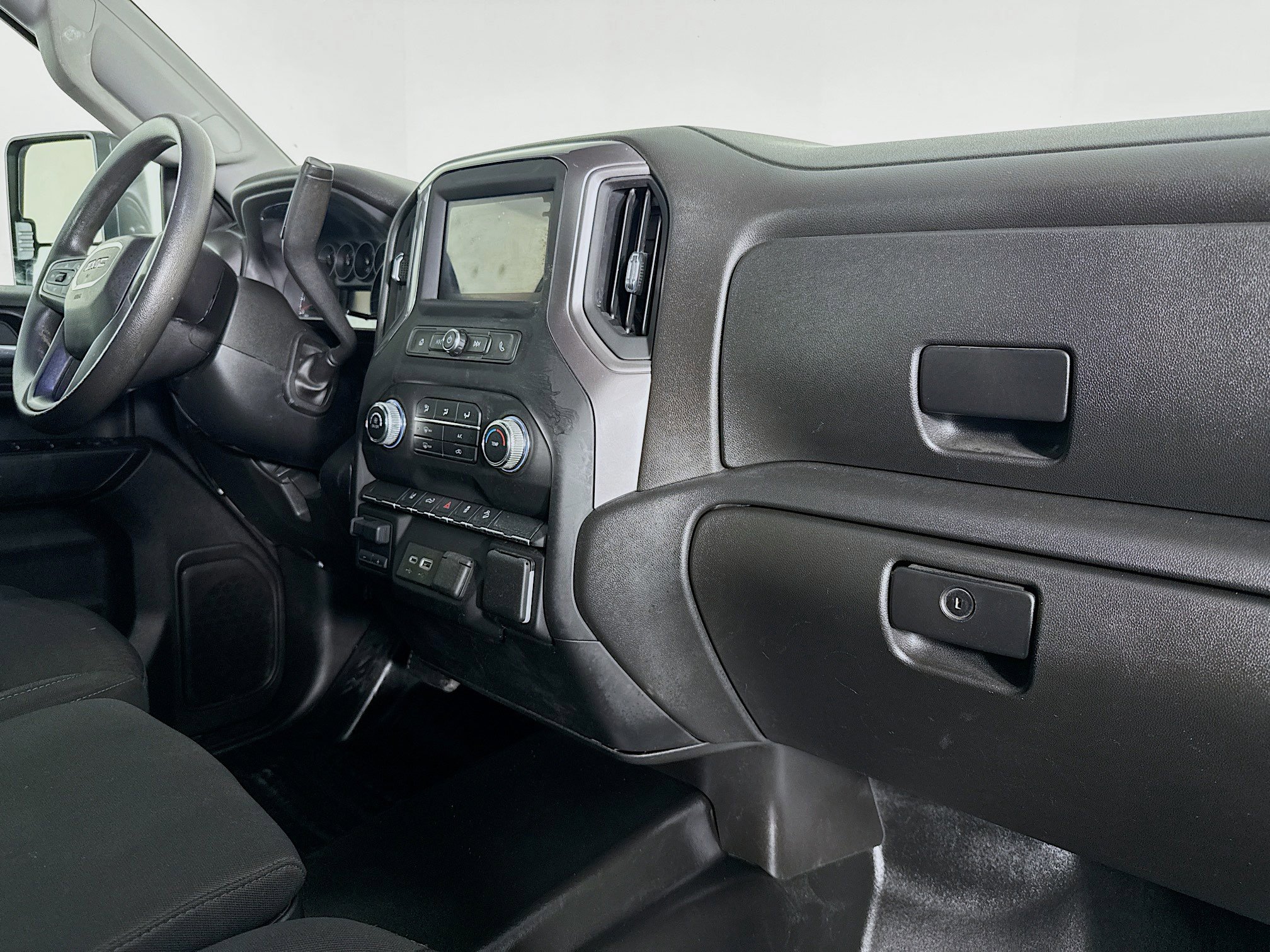 Used 2024 GMC Sierra 2500 Pro w/ Convenience Package image 27