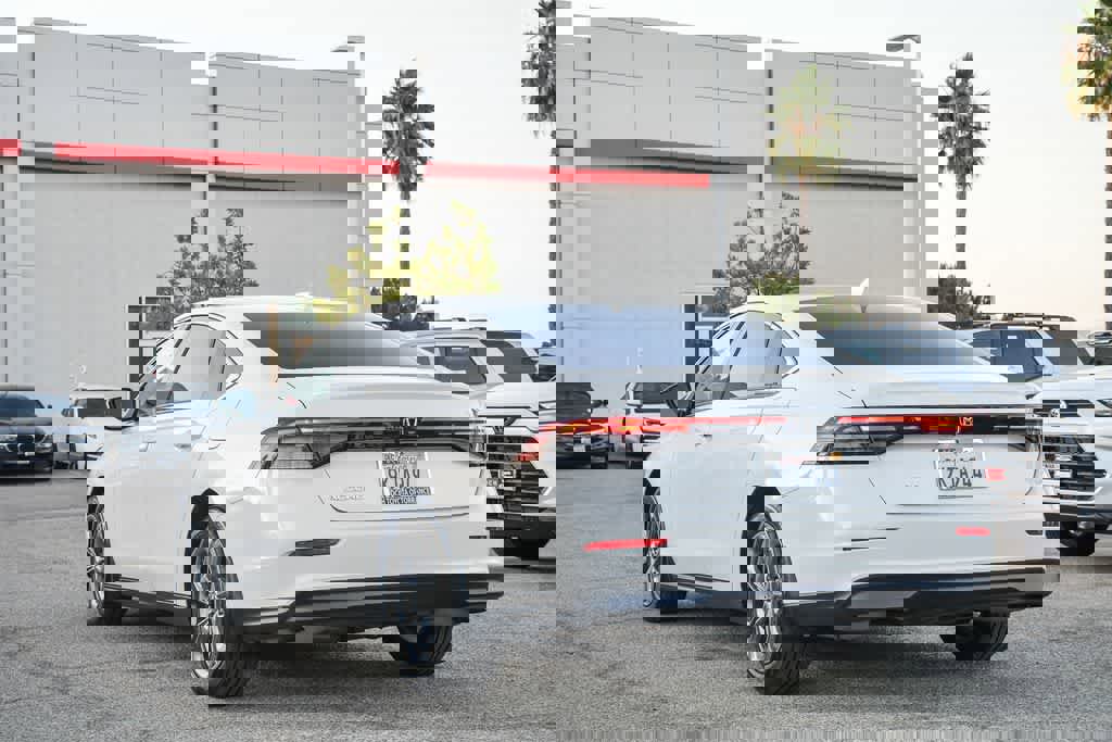 Used 2024 Honda Accord EX image 9