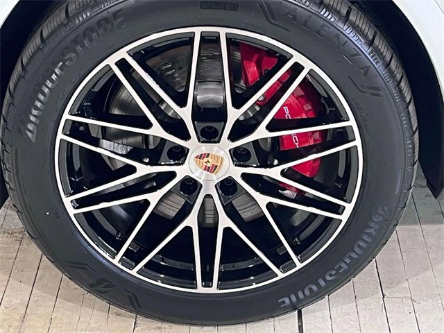 New 2025 Porsche Cayenne S image 13