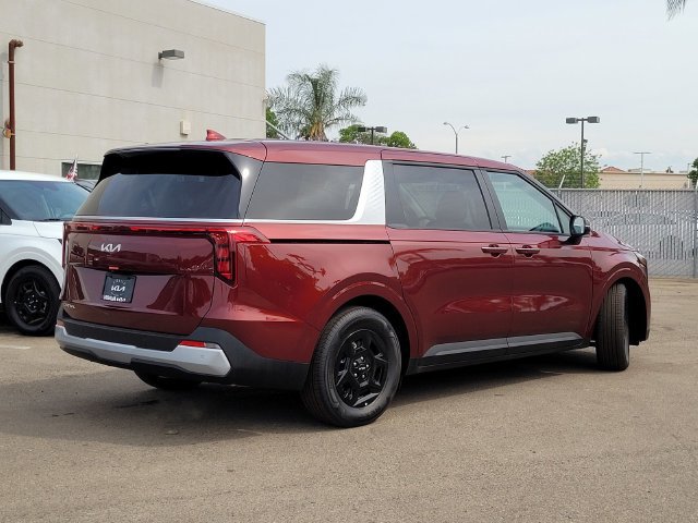New 2026 Kia Carnival FWD image 5