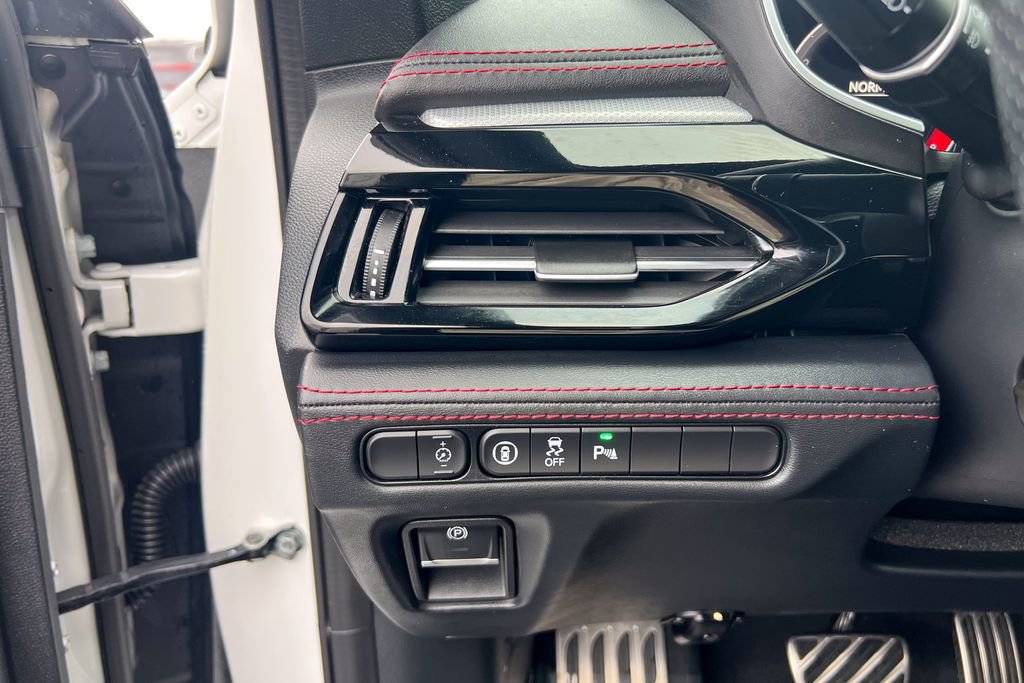 Used 2023 Acura MDX A-Spec image 21