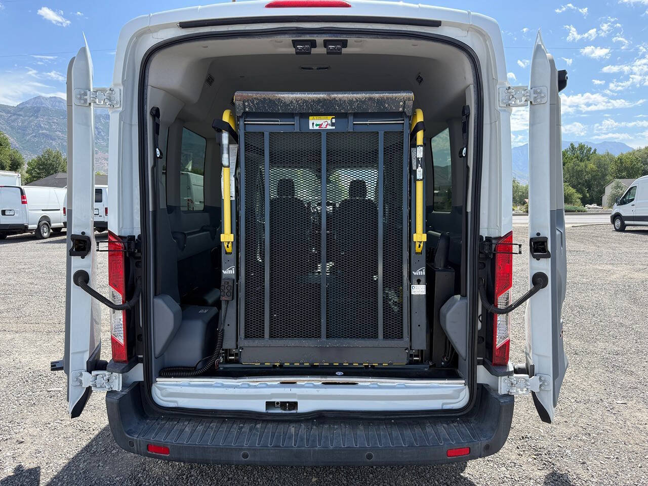 Used 2016 Ford Transit 350 XLT RWD image 19