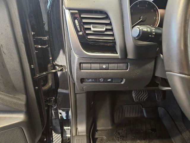 Certified 2023 Nissan Rogue SL w/ SL Premium Package AWD/4WD image 17