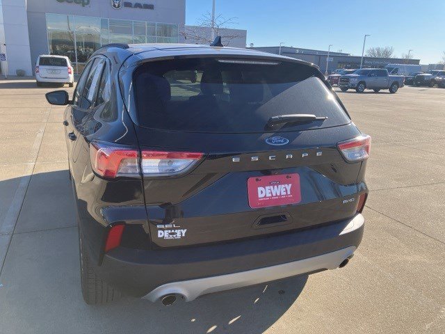 Used 2022 Ford Escape SEL image 5