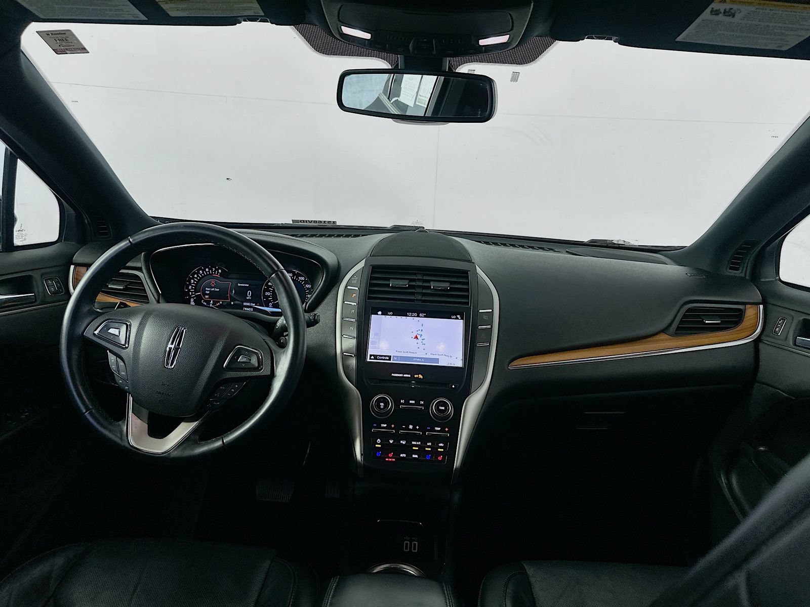 Used 2019 Lincoln MKC Reserve w/ MKC Climate Package AWD/4WD image 23