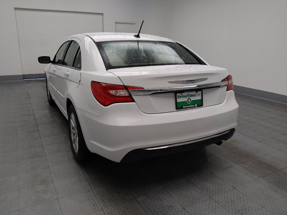 Used 2014 Chrysler 200 Touring FWD image 6