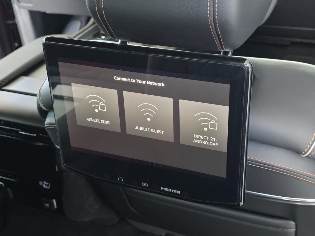 New 2026 Jeep Grand Wagoneer L Summit AWD/4WD image 12