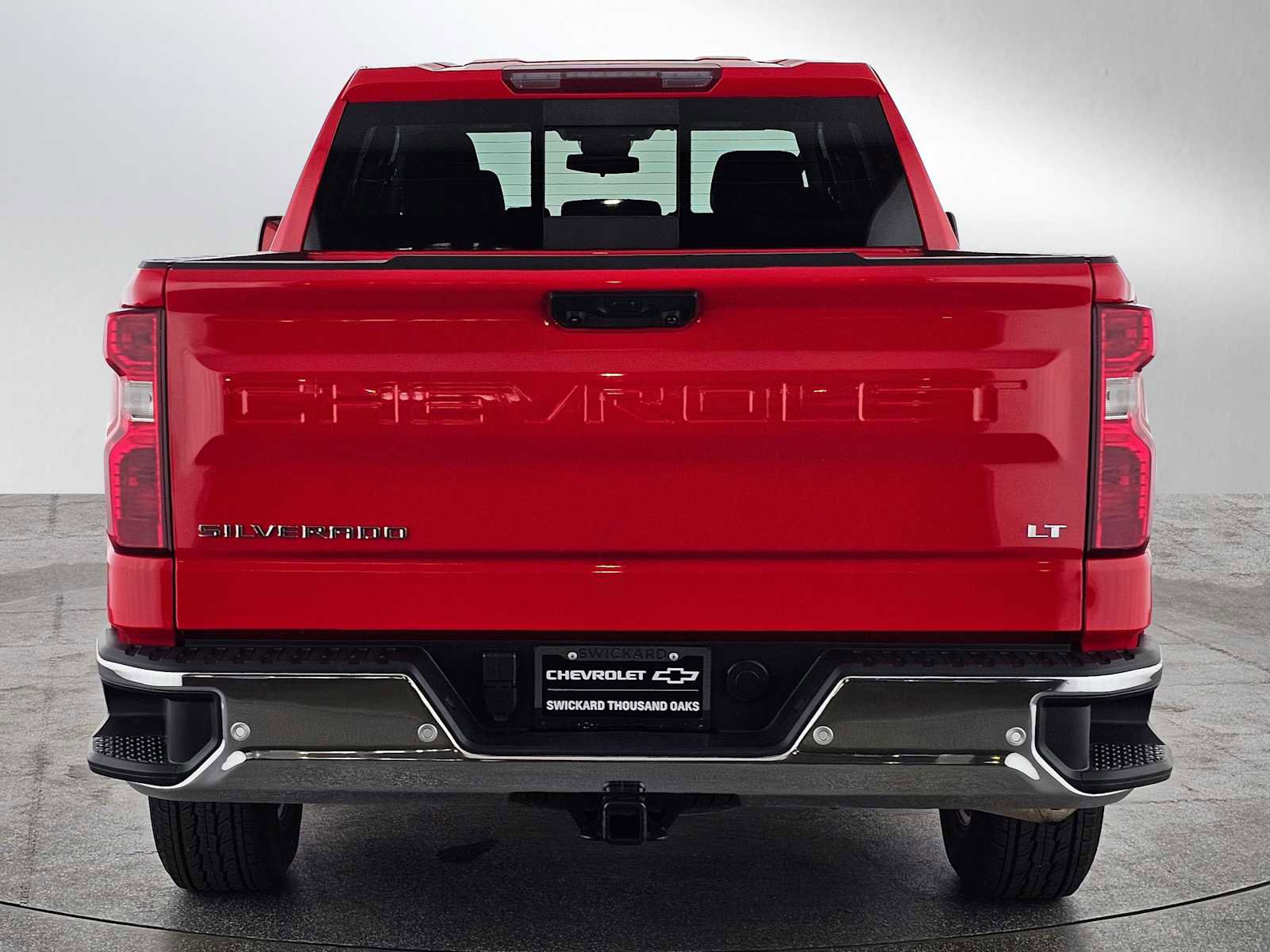 Used 2025 Chevrolet Silverado 1500 LT w/ Safety Package AWD/4WD image 4