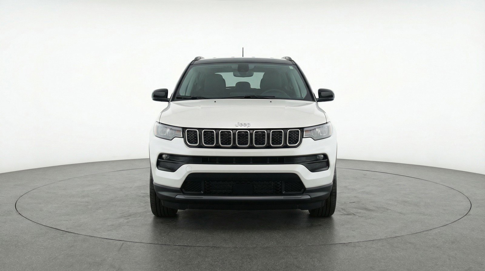 Used 2025 Jeep Compass Limited image 2