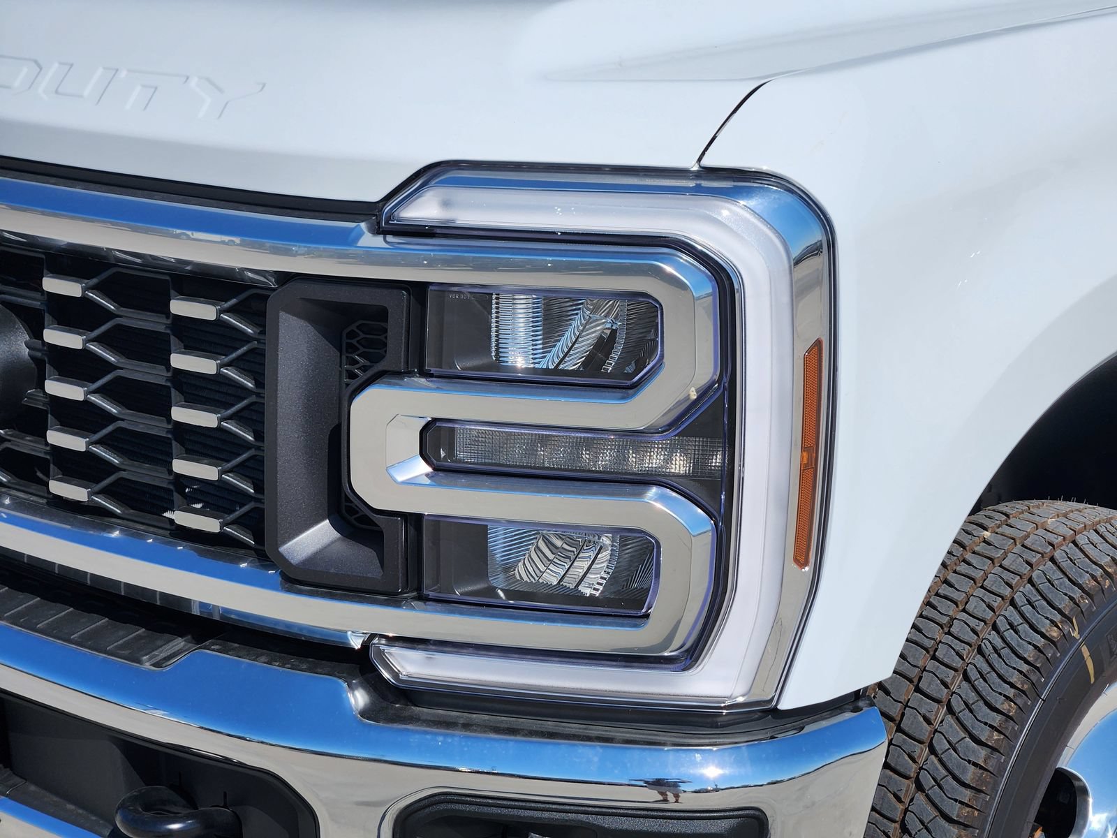 New 2026 Ford F350 Lariat w/ Lariat Premium Package AWD/4WD image 9