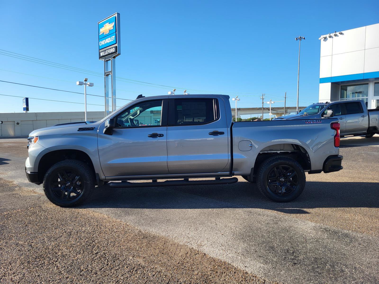 New 2026 Chevrolet Silverado 1500 LT Trail Boss w/ Convenience Package II AWD/4WD image 2