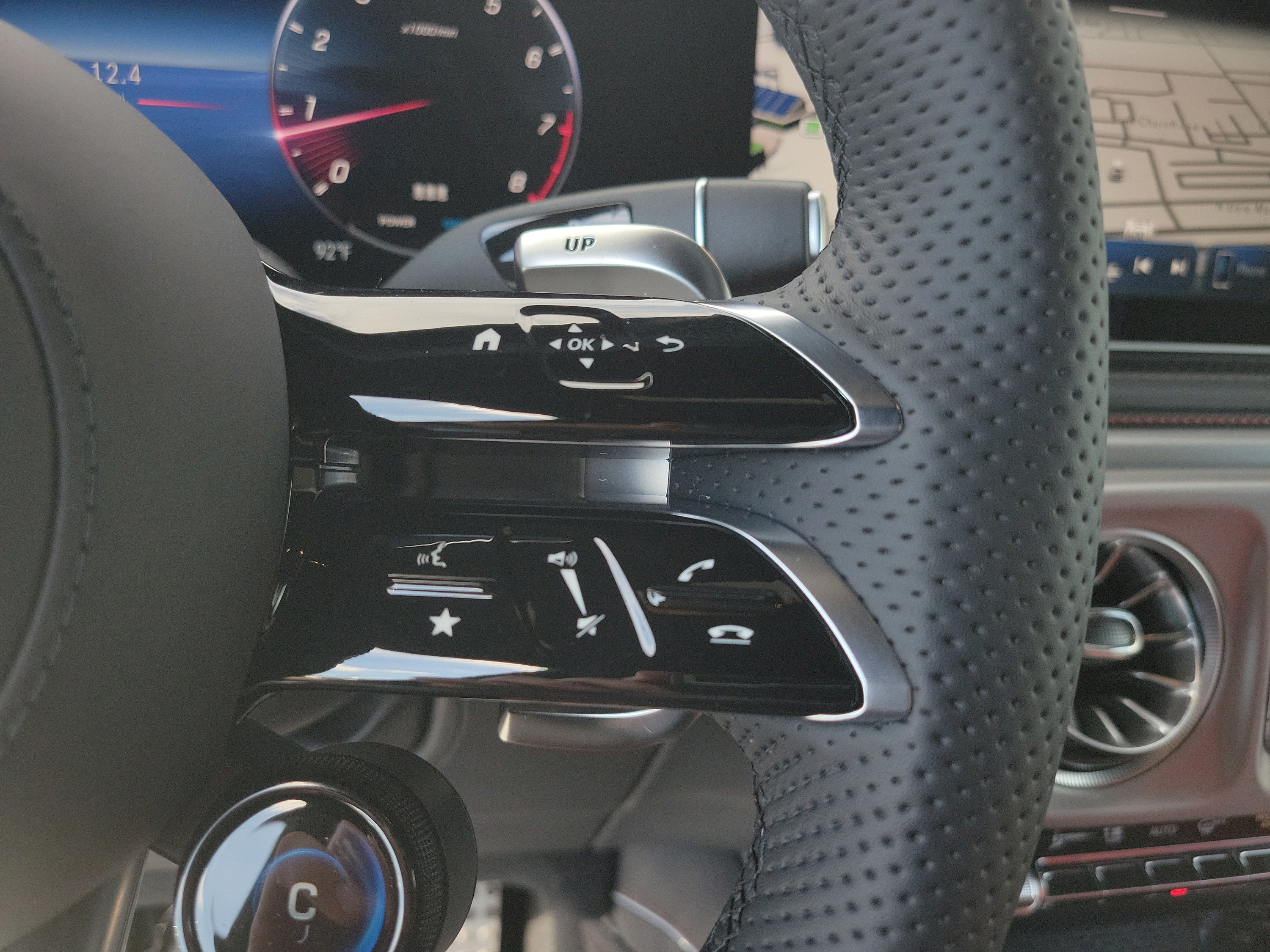 New 2027 Mercedes-Benz G 63 AMG 4MATIC image 25