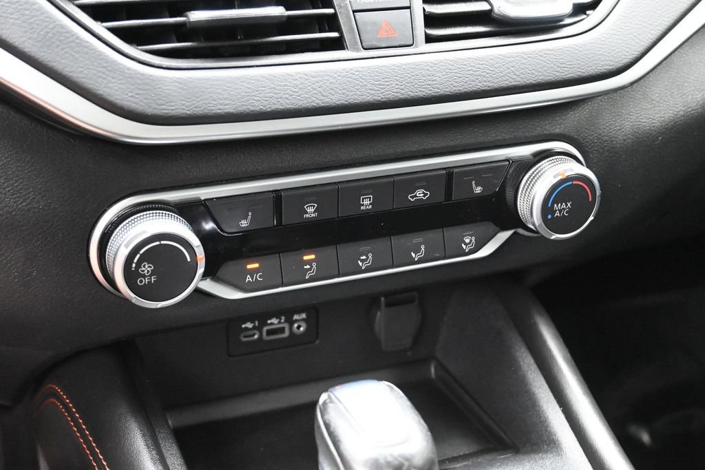 Used 2022 Nissan Altima 2.5 SR w/ Midnight Edition Package AWD/4WD image 17