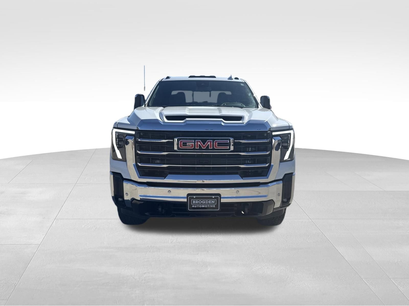 Used 2024 GMC Sierra 2500 SLT w/ SLT Premium Package image 19