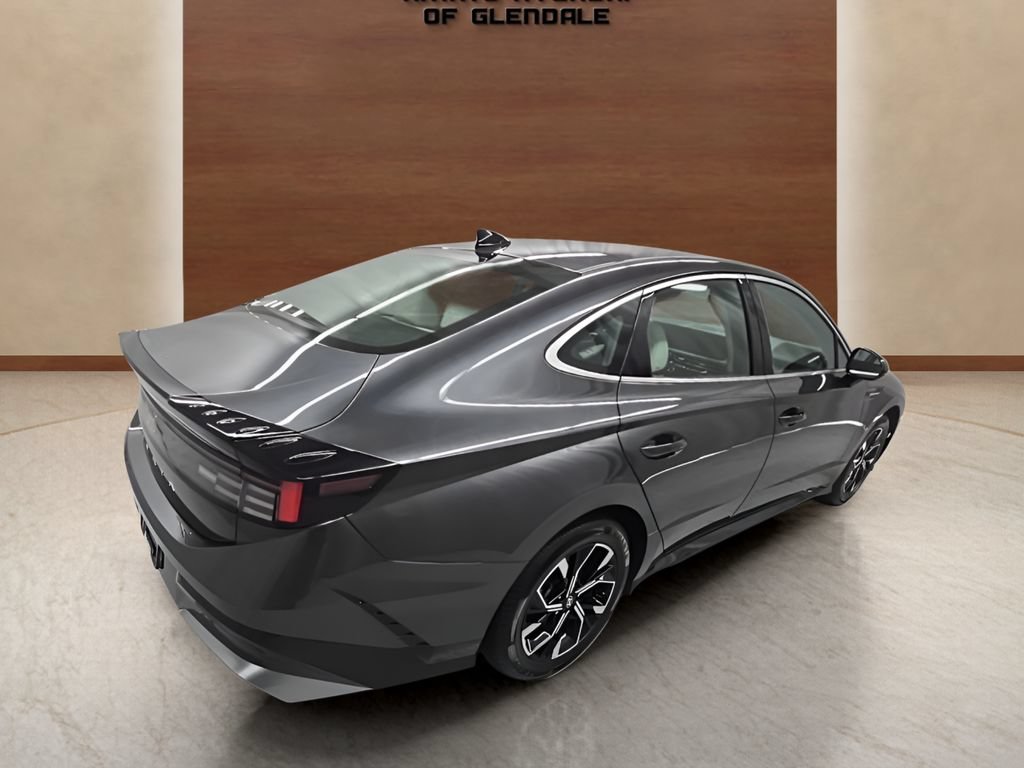 Certified 2025 Hyundai Sonata SEL FWD image 6