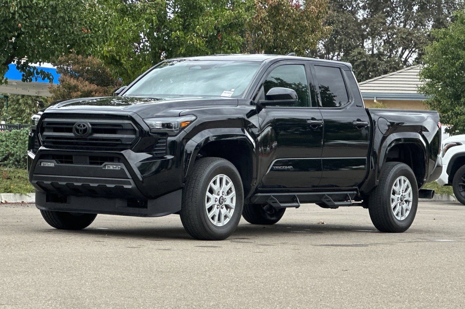 Certified 2025 Toyota Tacoma SR5 RWD image 9
